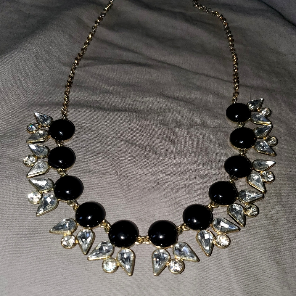 Black and silver diamonds dressy necklace